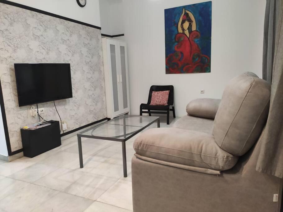 C Palacio Parking Segun Disponibilidad Seville Exterior photo